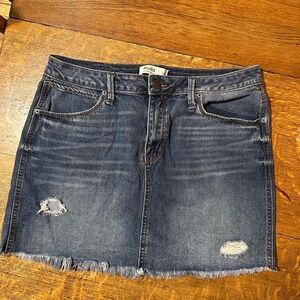 Mudd FLX‎ Stretch Juniors size 15 Demin Skirt Distressed Cut Off Hem